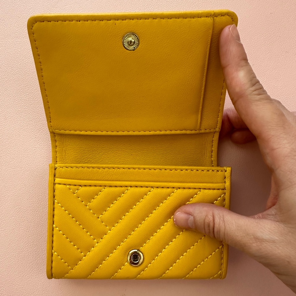 Tory Burch Wallet - Picture 3 of 4